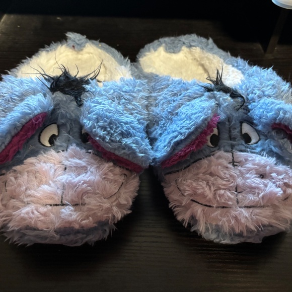 Eeyore slippers - Picture 2 of 3